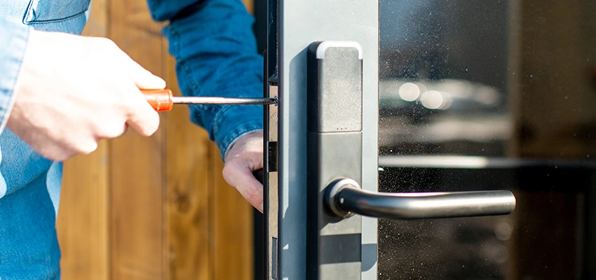 Aluminium Door Lock Replacement in Garden Acres, California